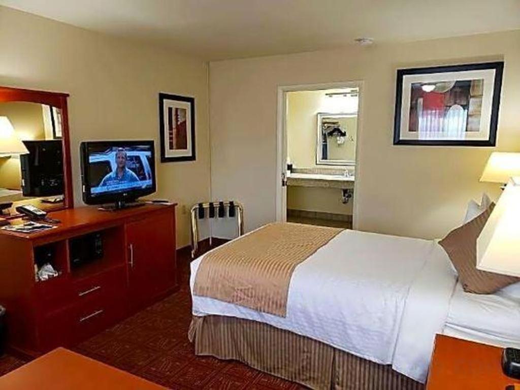 Airport Inn Boise Exterior photo