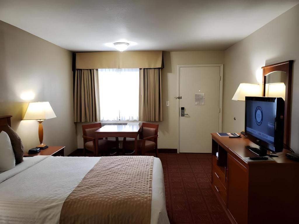 Airport Inn Boise Exterior photo