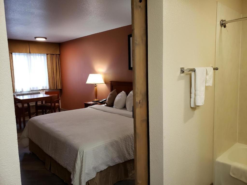 Airport Inn Boise Exterior photo